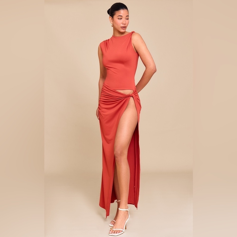 Pretty Little Thing Rust Ruched Cut Out Maxi Dress